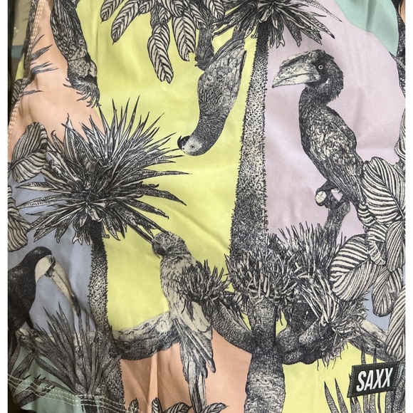 New SAXX Oh Buoy 2N1 Volley 5" Shorts Mens Swim Drop Temp Liner Tropical Birds - Picture 10 of 10